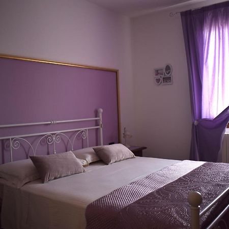 오치오벨로 A Casa Di Laura B&B 외부 사진