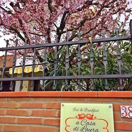 오치오벨로 A Casa Di Laura B&B 외부 사진