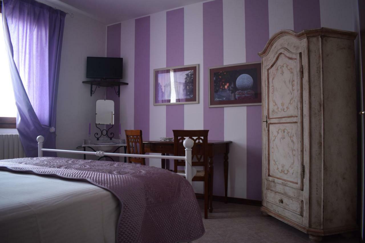 오치오벨로 A Casa Di Laura B&B 외부 사진