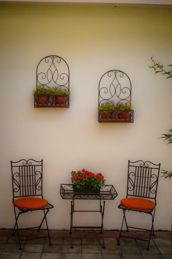 오치오벨로 A Casa Di Laura B&B 외부 사진
